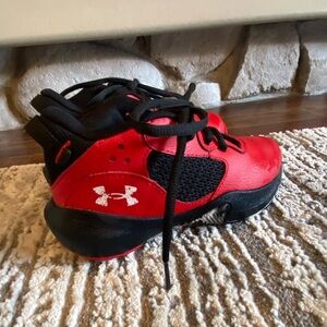 Under Armour Boys Basketball Shoes Size 12